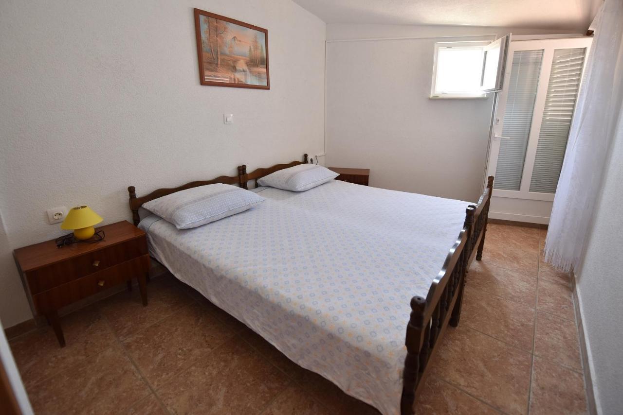 Apartments By The Sea Metajna, Pag - 6522 Zubovići エクステリア 写真