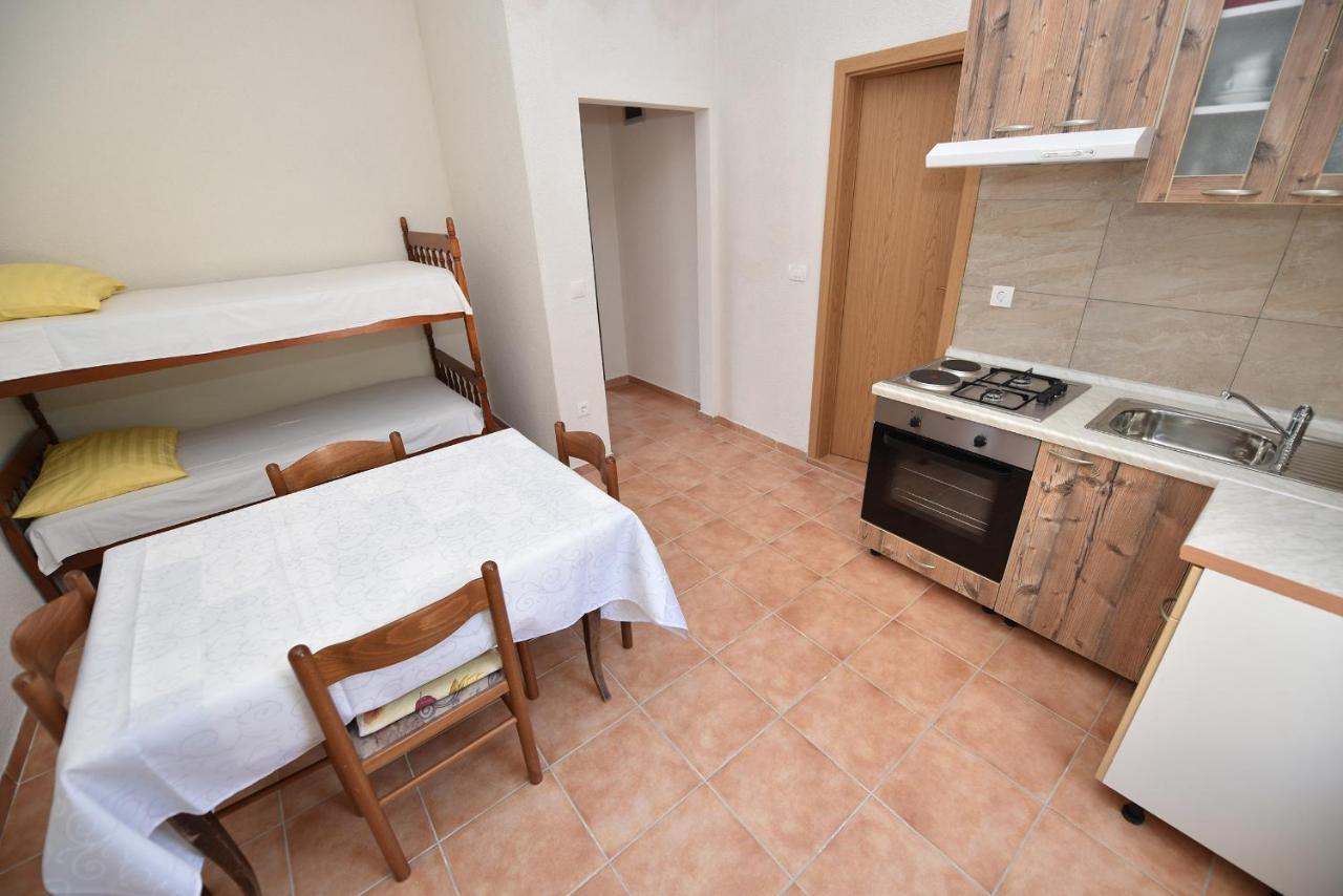 Apartments By The Sea Metajna, Pag - 6522 Zubovići 部屋 写真